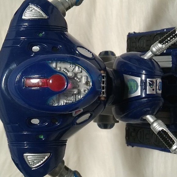 Vintage '97 AMT Robot Lost In Space Trend Masters Action Figure Works Great - Picture 5 of 10